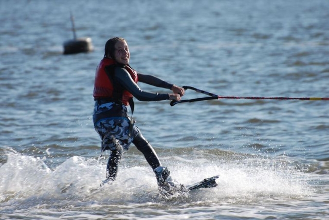  Esquí acuático para niños 